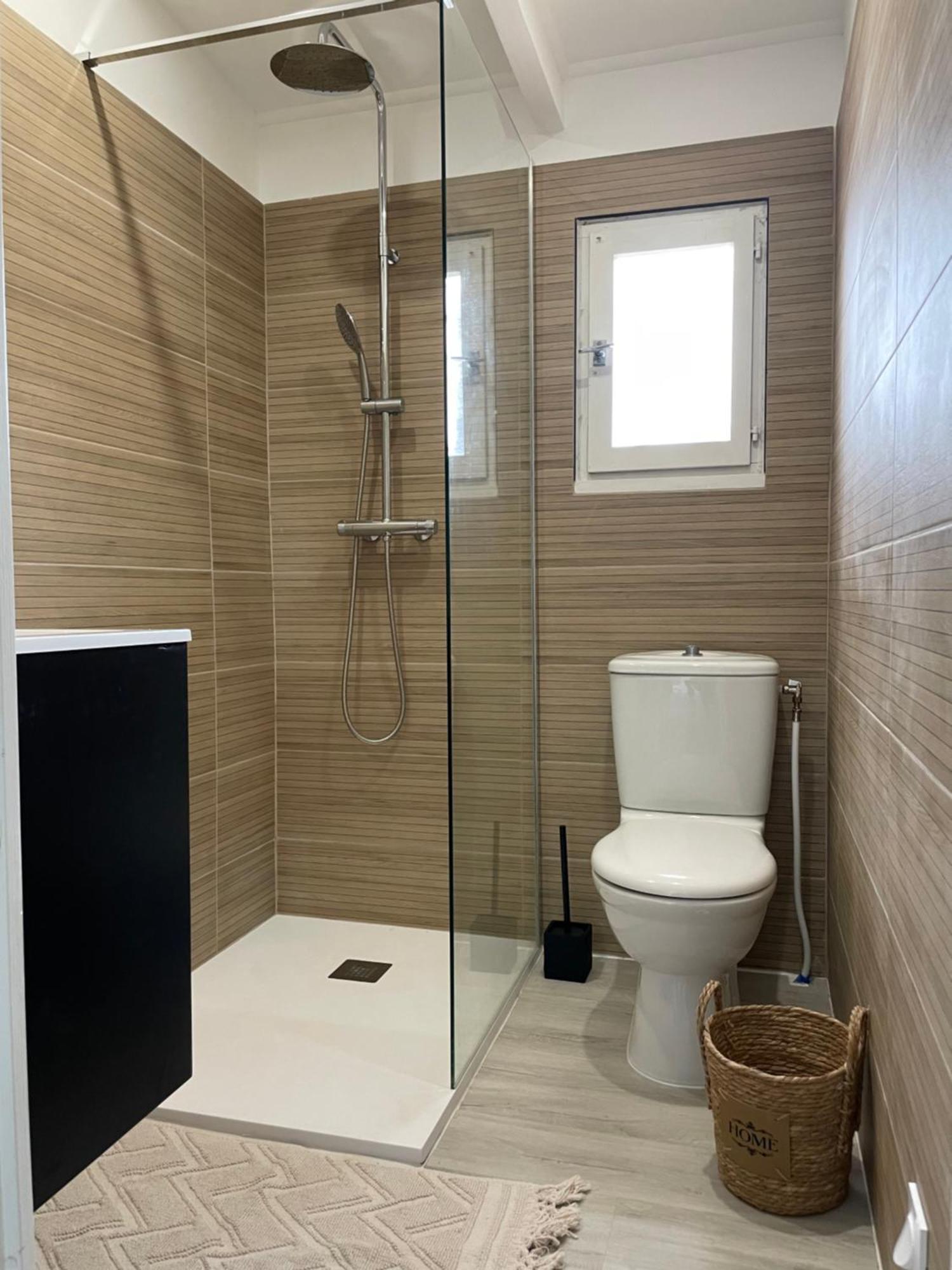 Villa Lcsm Et Studio Фронтиньян Экстерьер фото